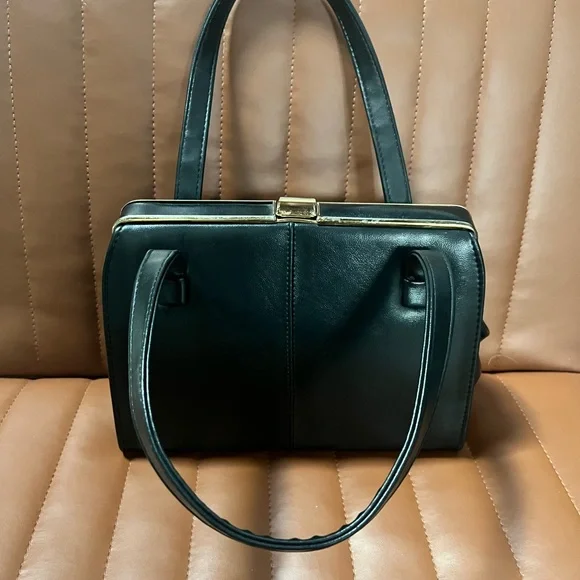 Vintage Black Leather Handbag - Picture 3 of 9